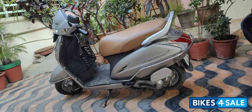 Steel Grey Honda Activa 5G
