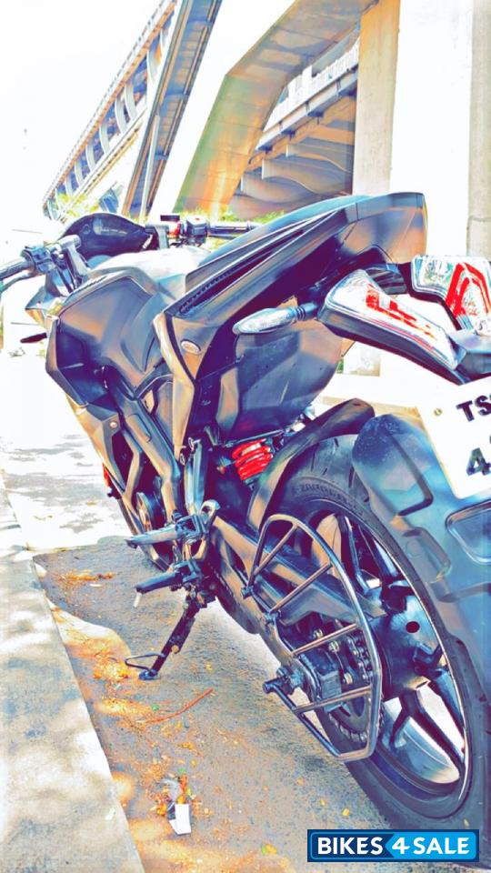 Bajaj Pulsar RS 200 BS6