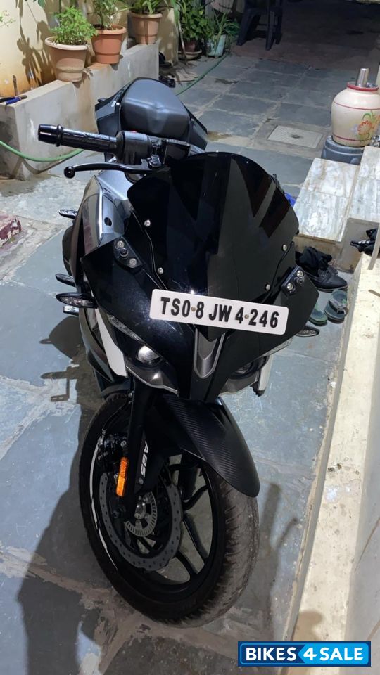 Bajaj Pulsar RS 200 BS6