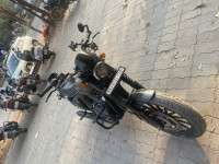 Yezdi Roadster Dark 2023 Model