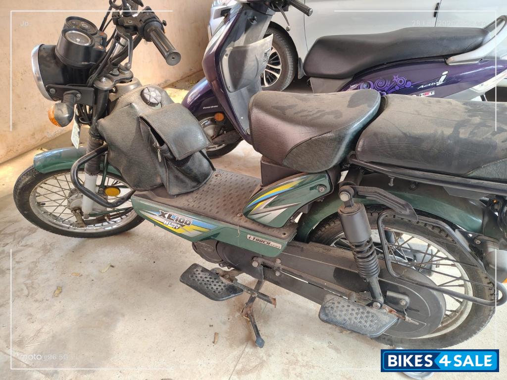 Green TVS XL100 Heavy Duty i-TOUCHstart BS6