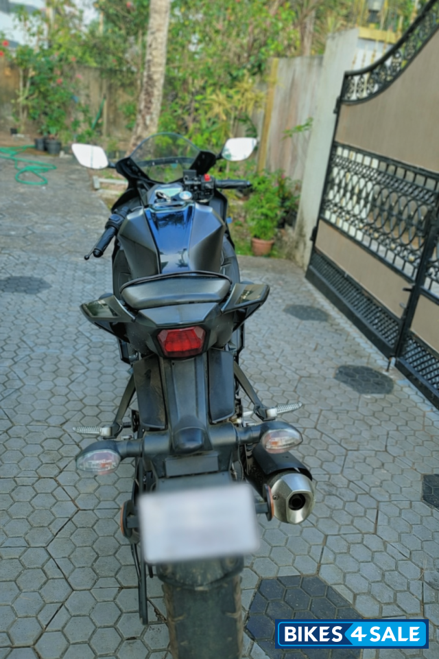 Dark Knight (black) Yamaha R15 V4 Dark Knight (black) Yamaha R15 V4