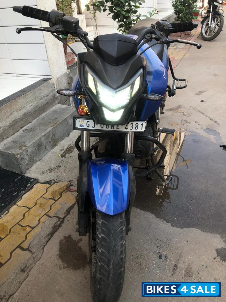 Metallic Blue Hero Xtreme 160R