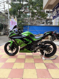 Kawasaki Ninja 300 BS6