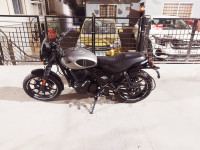 Royal Enfield Hunter 350 Metro