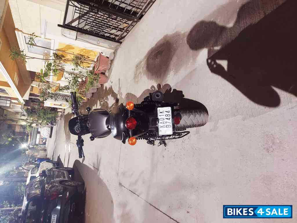 Royal Enfield Hunter 350 Metro