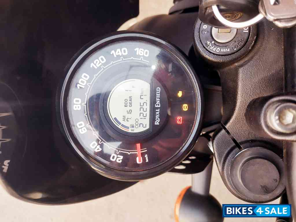 Royal Enfield Hunter 350 Metro