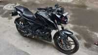 Black Bajaj Pulsar N160 Dual Channel ABS