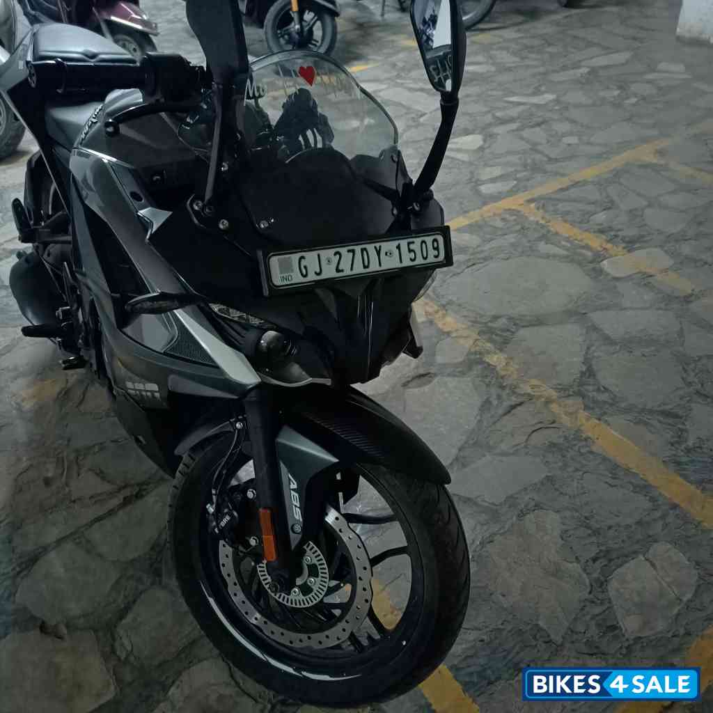 Bajaj Pulsar RS 200 BS6