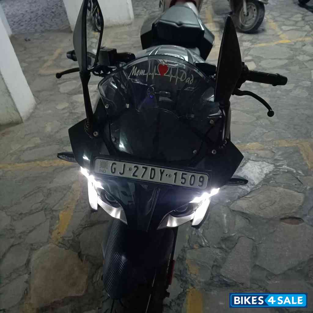 Bajaj Pulsar RS 200 BS6