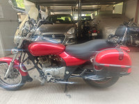 Red Bajaj Avenger 180 DTS-i