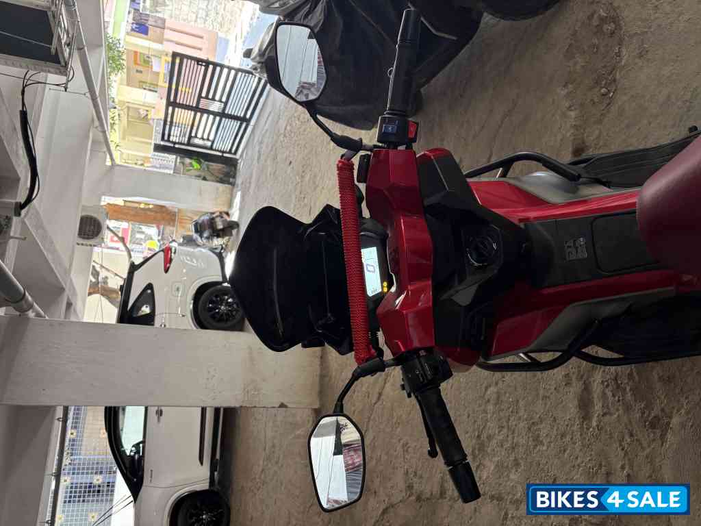 Red Hero Xoom 160 ZX