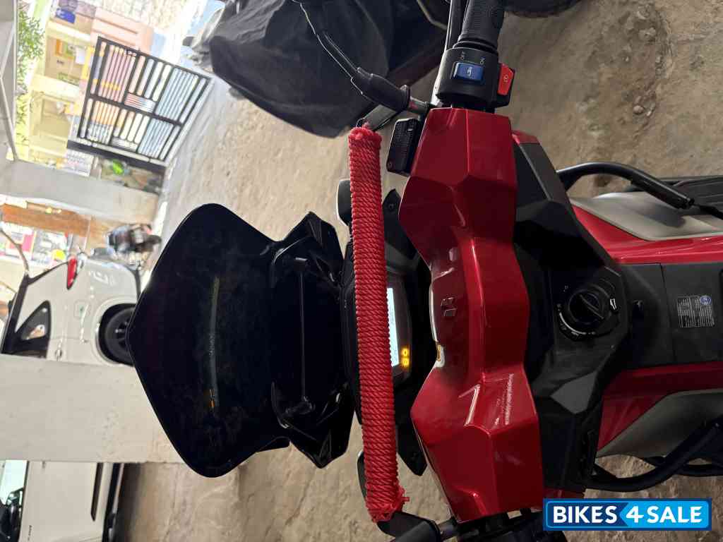 Red Hero Xoom 160 ZX