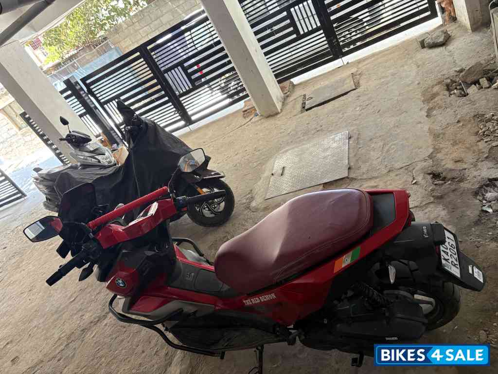 Red Hero Xoom 160 ZX