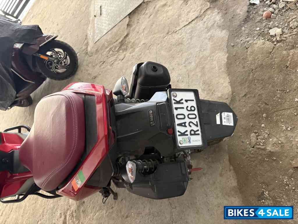 Red Hero Xoom 160 ZX