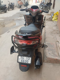 Suzuki Burgman Street Ride Connect Edition