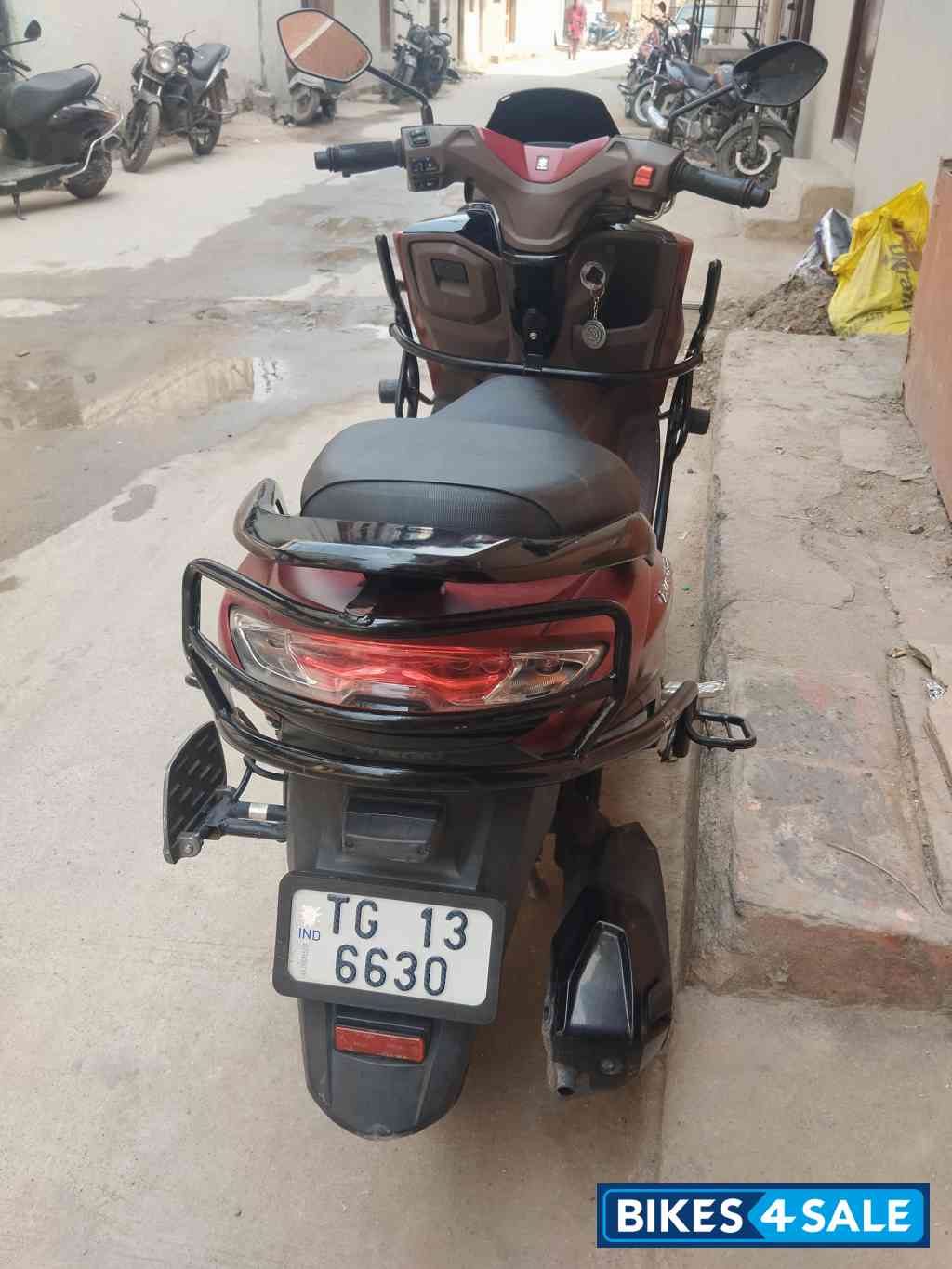 Suzuki Burgman Street Ride Connect Edition