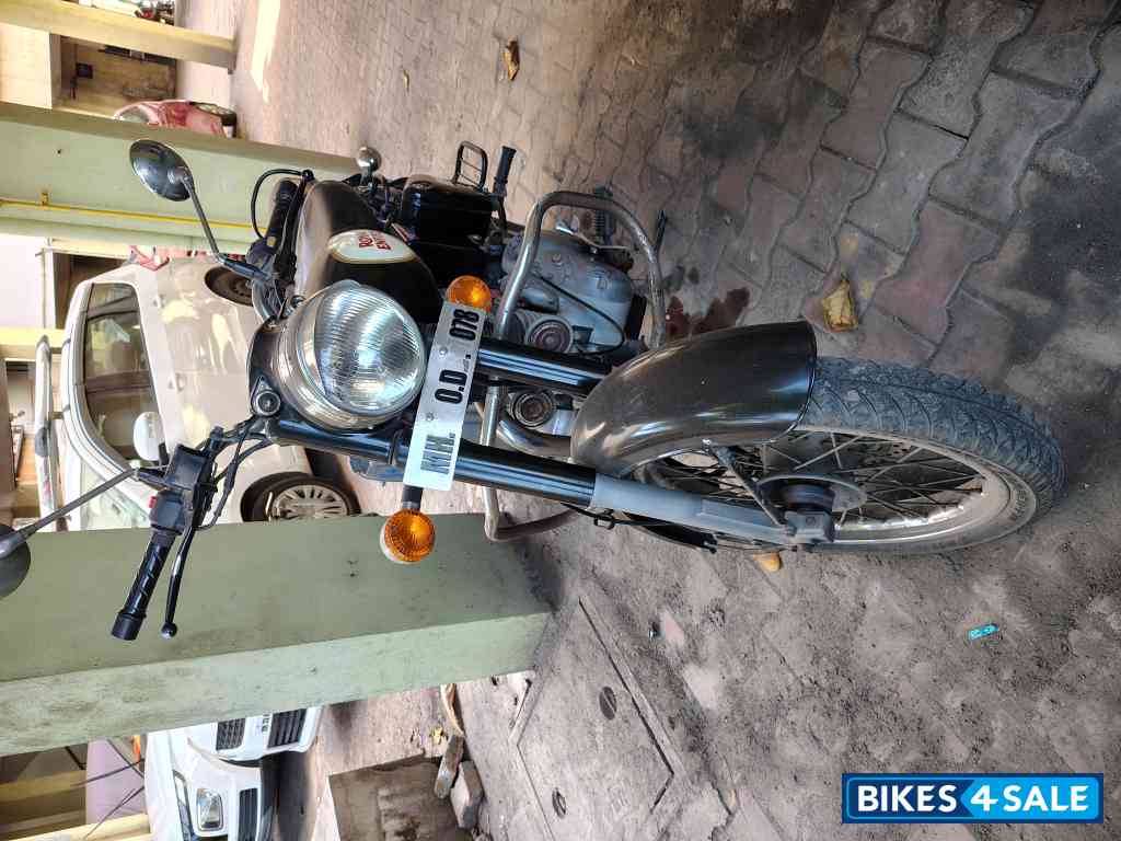 Royal Enfield Classic 350 Royal Enfield Classic 350