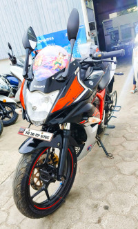 Suzuki Gixxer SF Fi