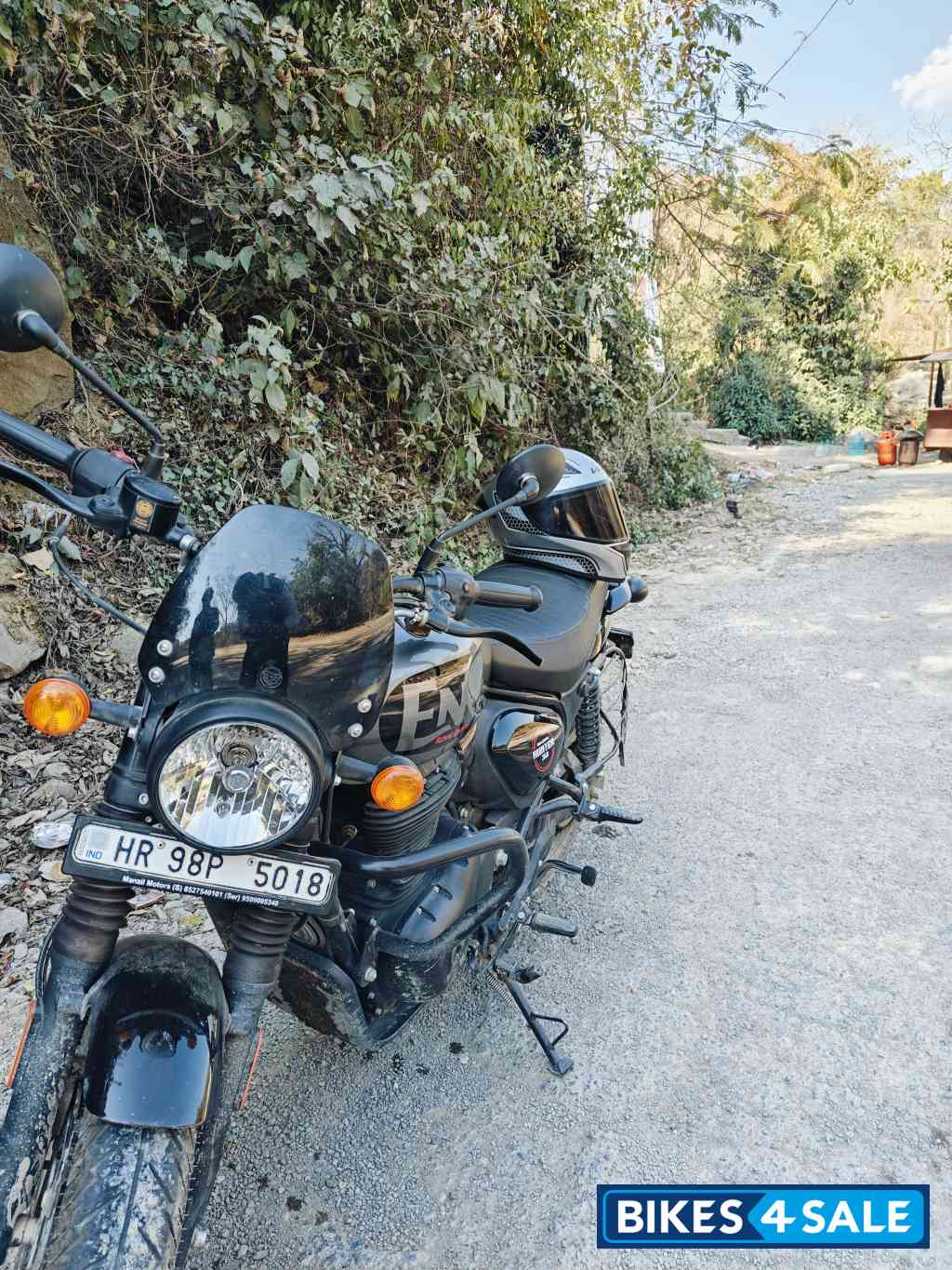 Dapper Grey Royal Enfield Hunter 350 Metro