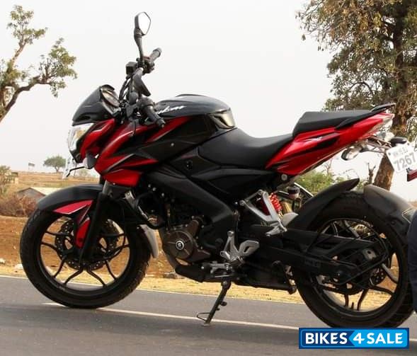 Bajaj Pulsar 200 NS