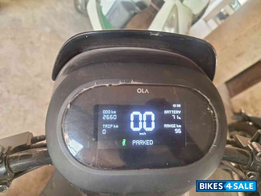 Silver Ola S1X 4 kWh Silver Ola S1X 4 kWh