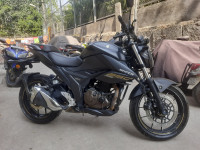 Black With Gold Suzuki Gixxer 250 BS6