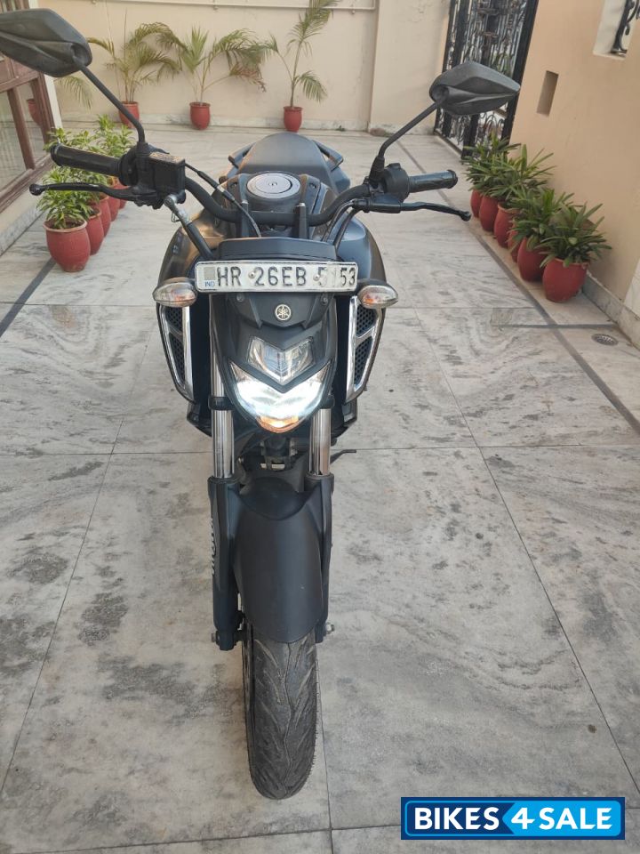 Black Yamaha FZ-S FI V3