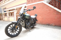 Yezdi Roadster Dark 2022 Model