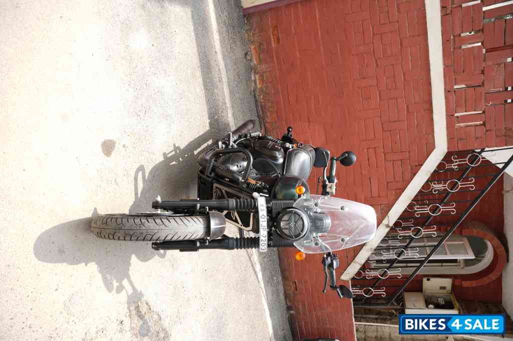 Hunter Green Yezdi Roadster Dark Hunter Green Yezdi Roadster Dark