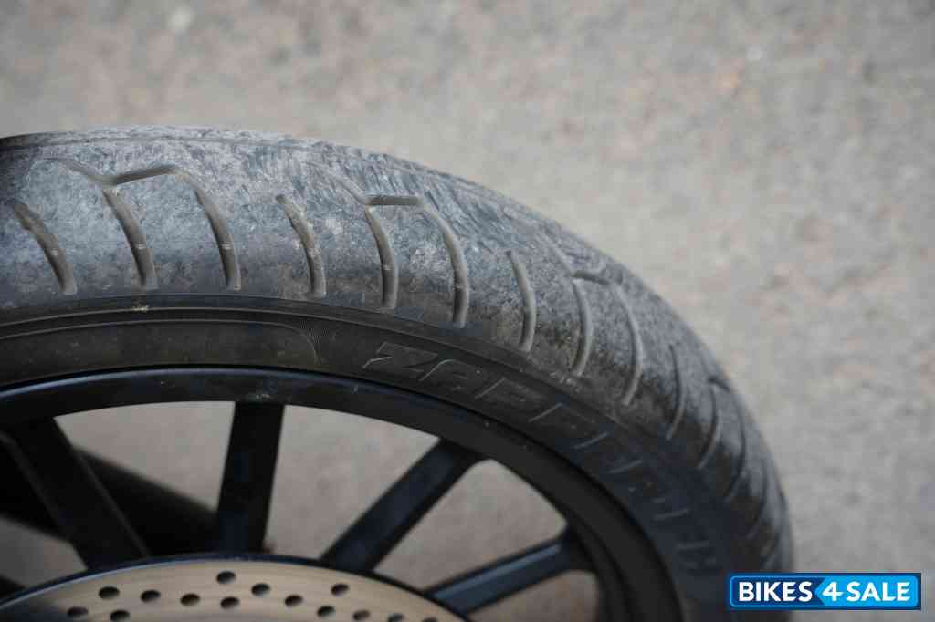 Hunter Green Yezdi Roadster Dark Hunter Green Yezdi Roadster Dark