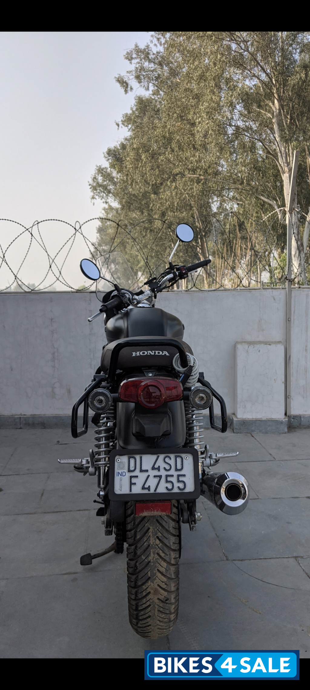 Matte Black Honda Hness CB350 DLX Pro