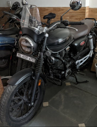 Matte Black Honda Hness CB350 DLX Pro