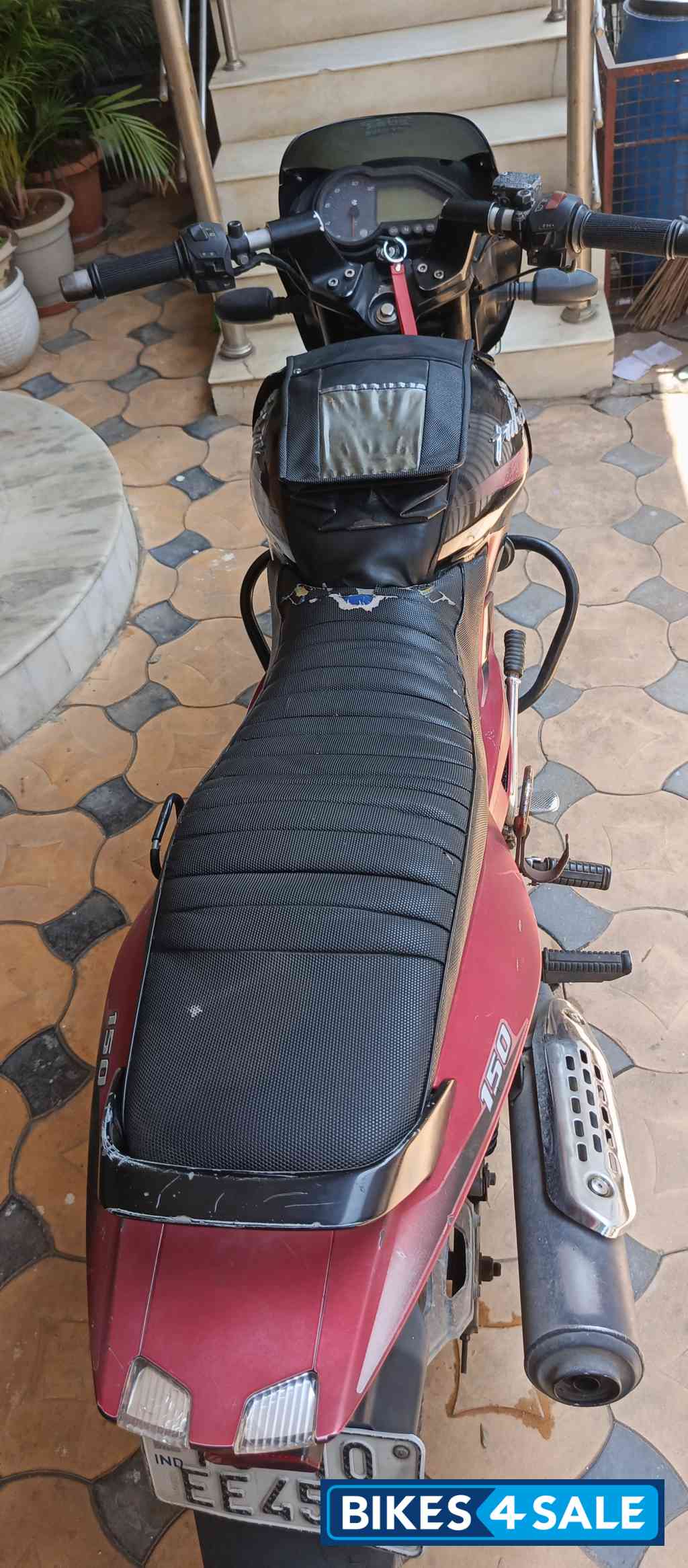 Wine Red Black Bajaj Pulsar 150 DTSi