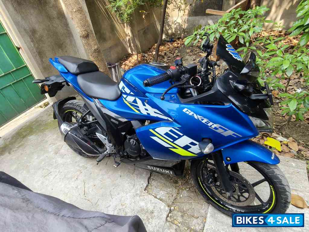 Suzuki Gixxer SF BS6 Suzuki Gixxer SF BS6
