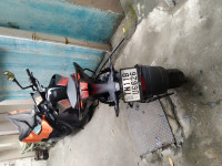 Silver KTM Duke 200 2024