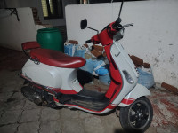 Vespa SXL 125 2024 Model