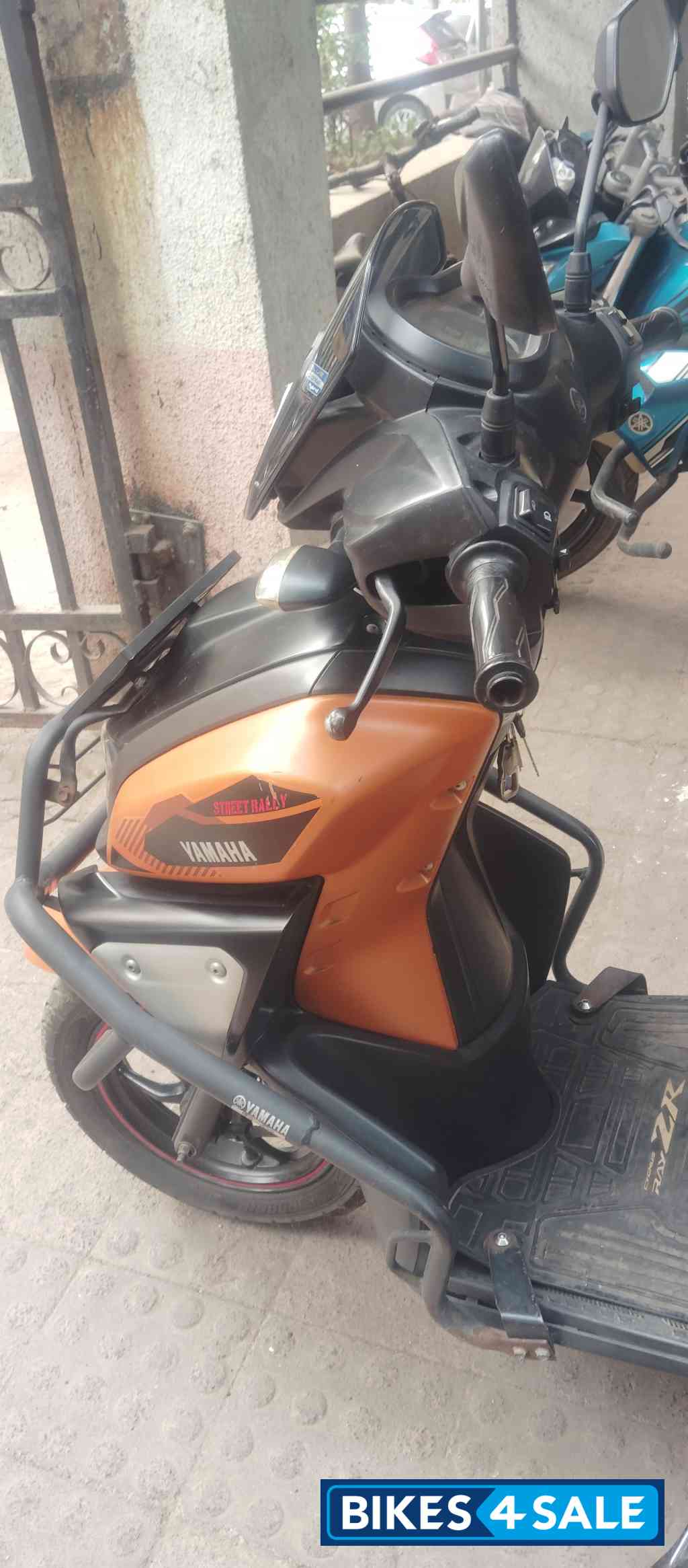 Yamaha Cygnus Ray ZR Street Rally