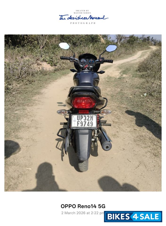 Grey Honda Shine 125 Drum