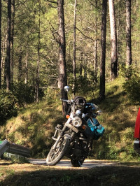 Black Royal Enfield Thunderbird 350