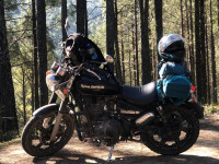 Black Royal Enfield Thunderbird 350