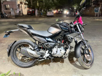 Black Hero Xtreme 125R