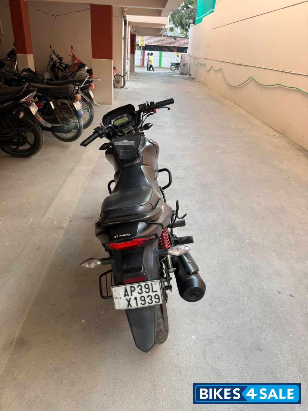 Grey Blue Stripe Hero Glamour Xtec