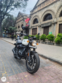 Royal Enfield Hunter 350 Metro