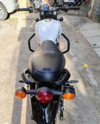 Royal Enfield Hunter 350 Metro