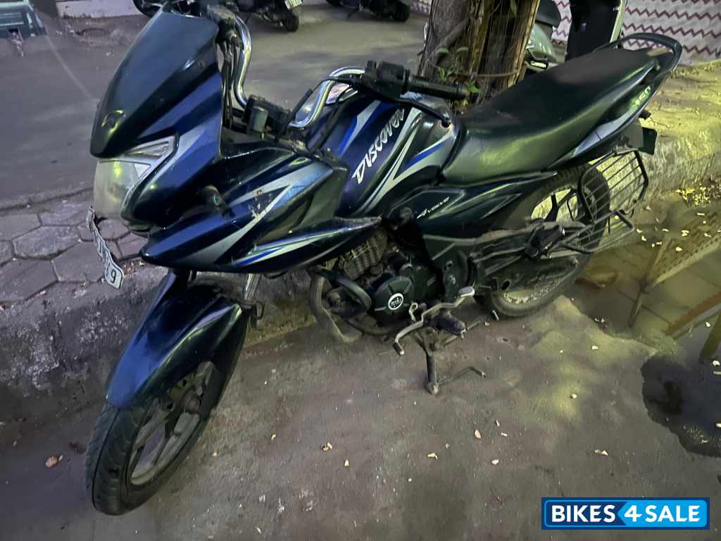 Bajaj Discover 150 F