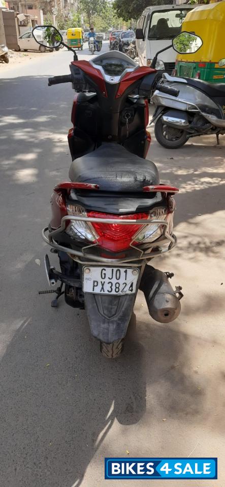 Red Honda Grazia Red Honda Grazia