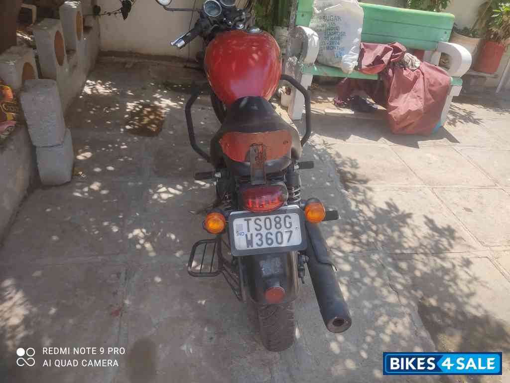 Red Royal Enfield Thunderbird X 350 Red Royal Enfield Thunderbird X 350