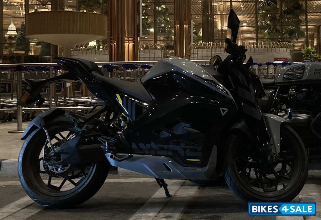 Ultraviolette F77 Mach 2