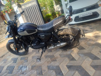 Yezdi Scrambler Dual Tone 2023 Model